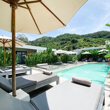 Amazing Lombok Resort Selong Belanak Exterior photo